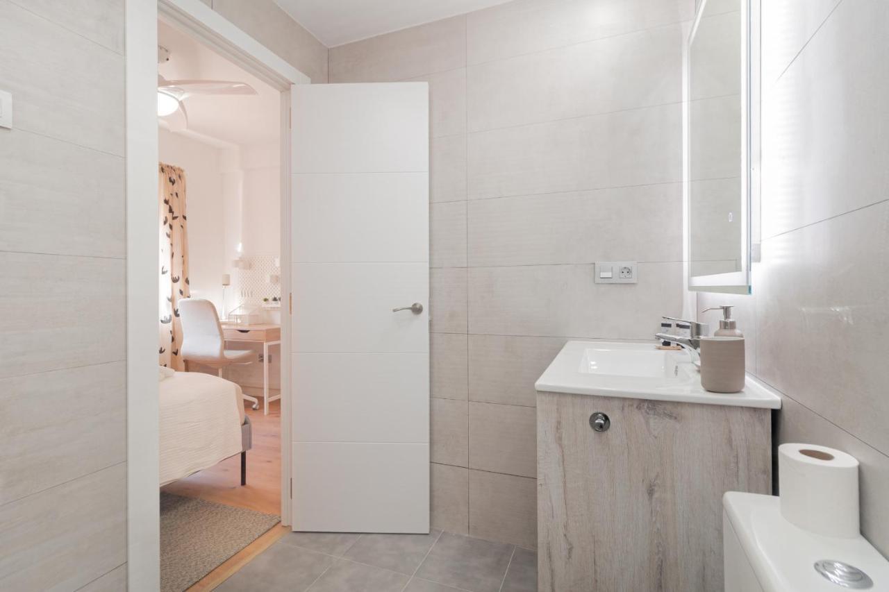 C24 Fantastic 4 Bedroom With Terrace Малага Экстерьер фото